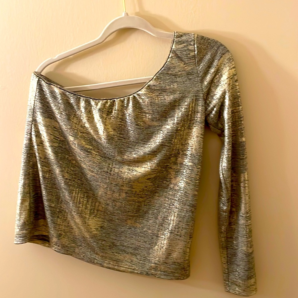 One shoulder formal metallic blouse